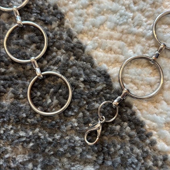 Silver Circle Link Chain Belt - Picture 4 of 4